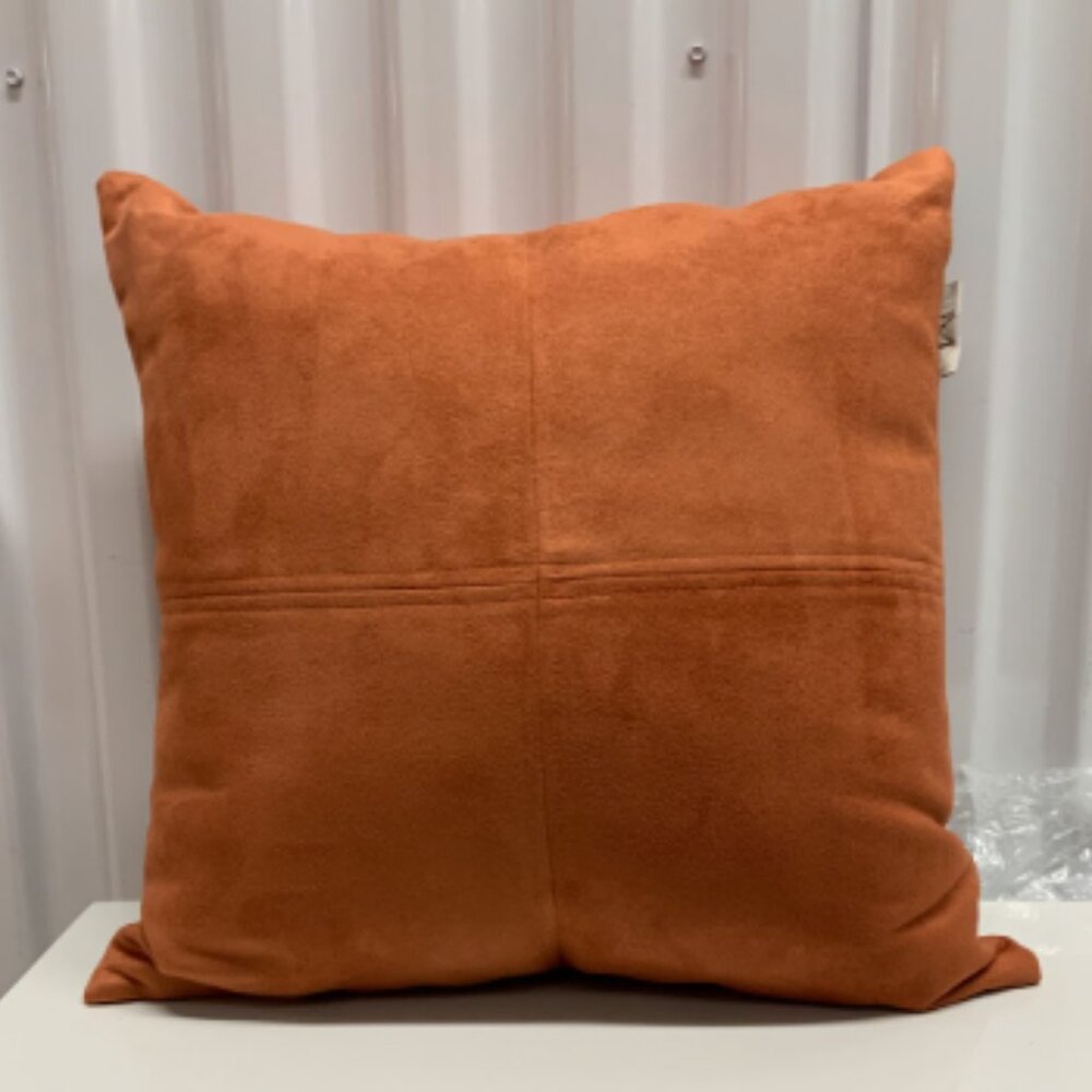 MADURA MONTANA REVERSIBLE PILLOW/ SIZE: 15" X 15" SQUARE/ COLOR: ORANGE